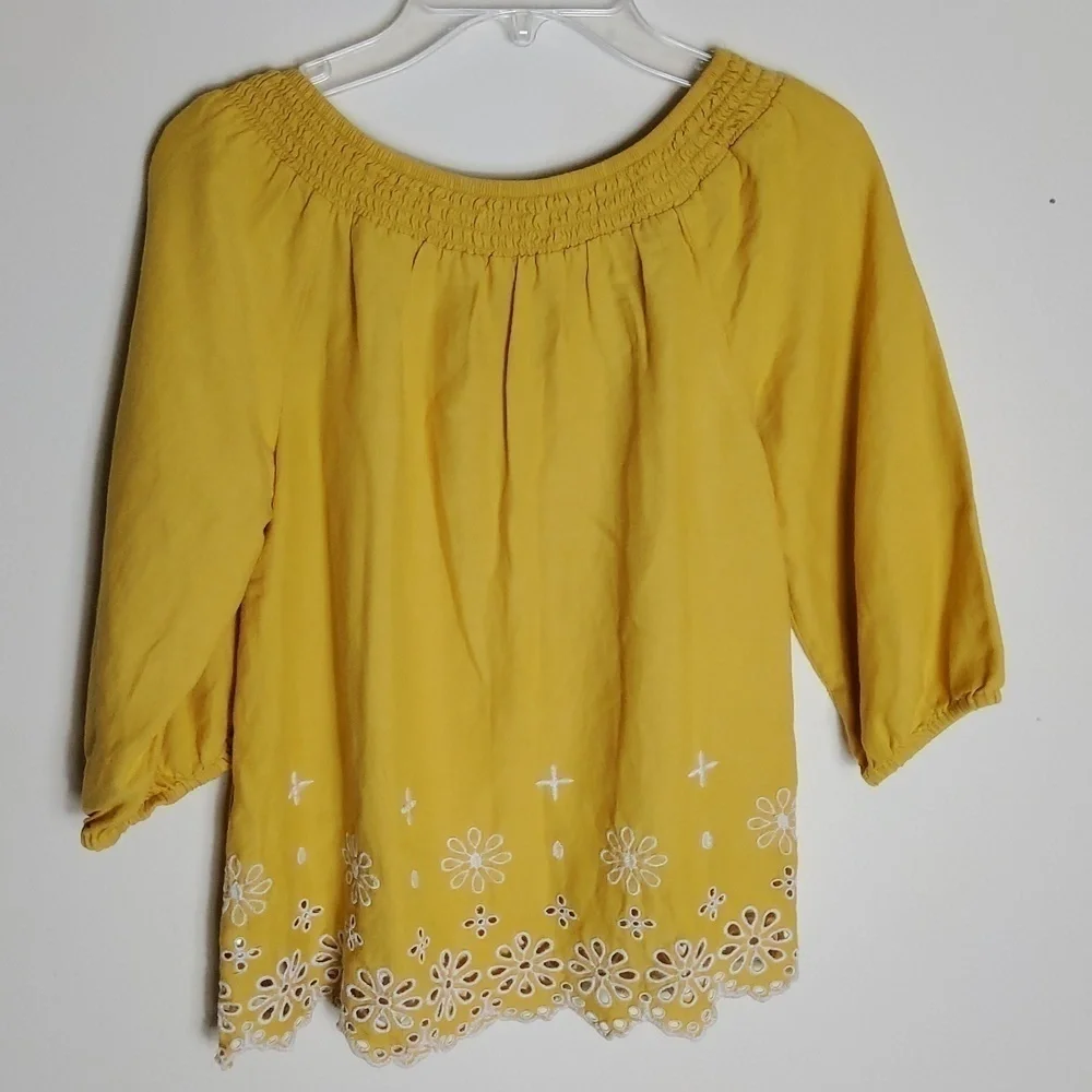 Old Navy Girls 3/4 Sleeves With Embroidered hem top SizeL(10-12)